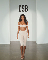 Form Invisible Scrunch Capri Leggings | Fawn